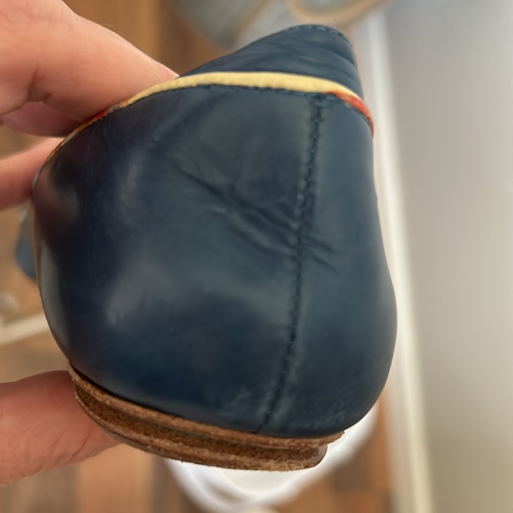 Lightly used Paul Smith classic navy leather loafers - Picture 4 of 4